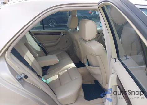 2000 Mercedes-Benz C 230 Kompressor z USA, uszkodzony, nr VIN WDBHA24G9YA833710